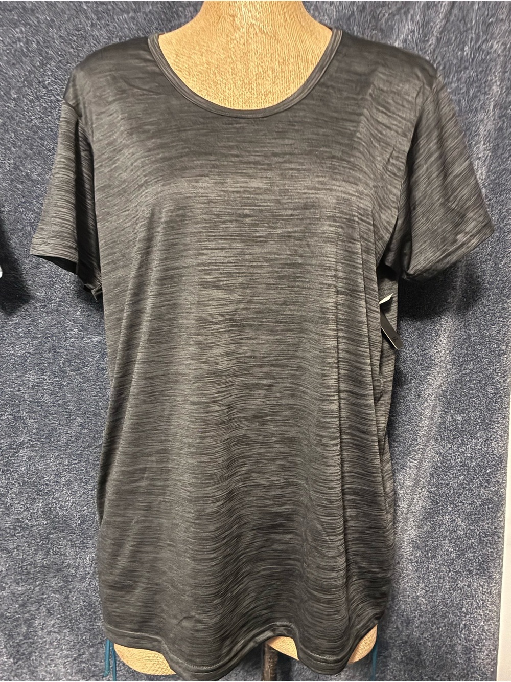Women's Short-Sleeve Active Tee in Heather Charcoal